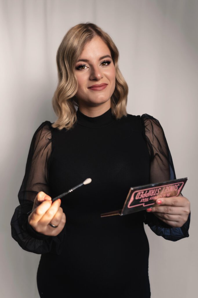 Jana Zutis Make-Up Artist